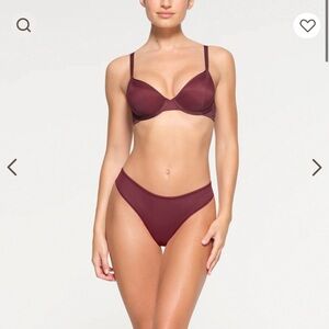 SKIMS weightless demi bra
